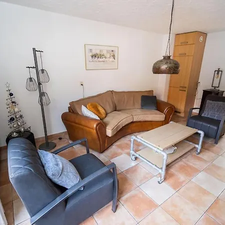 Apartman Aan Gezellige Binnenhof Nabij Het Vijlenerbos, Vijlen, Zuid-limburg Vijlen